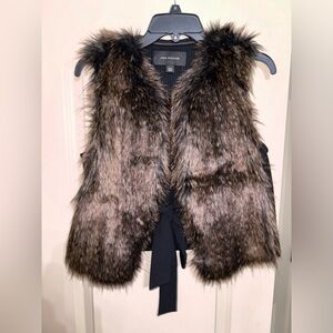 Ann Taylor Faux Fur Sweater vest with Ribbon closure. Size M/L Like New